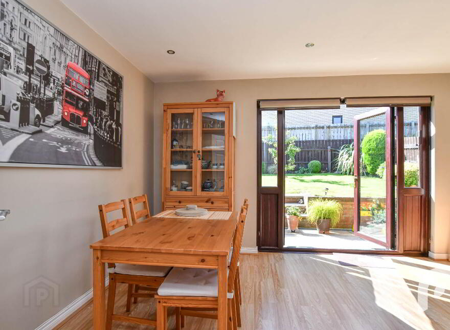 32 Hollybrook Avenue, Newtownabbey, BT36 4ZL
