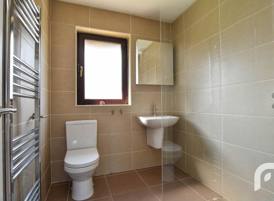 32 Hollybrook Avenue, Newtownabbey, BT36 4ZL