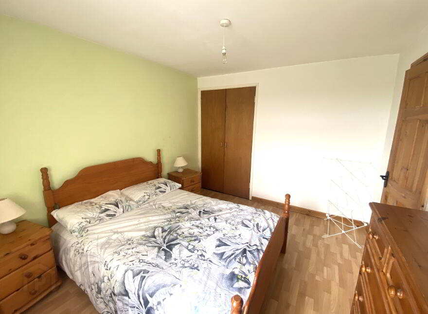 32 Deverney Park, Omagh, BT79 0ES
