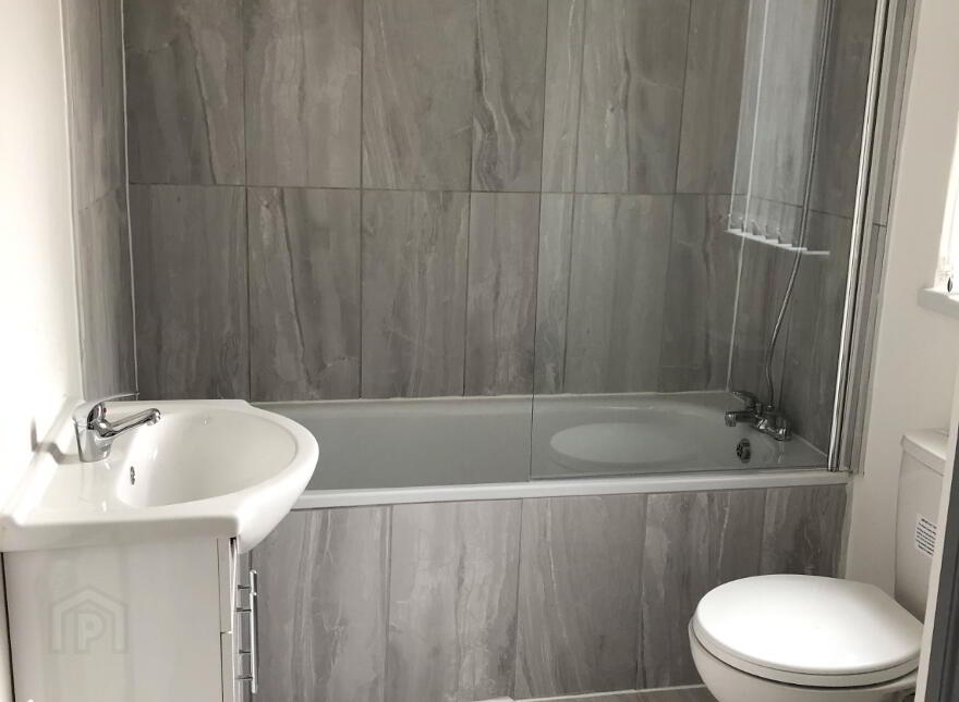 367a Woodstock Road, Belfast, BT6 8PU