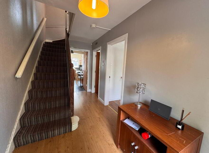 102 Ulsterville Avenue, Belfast, BT9 7AR