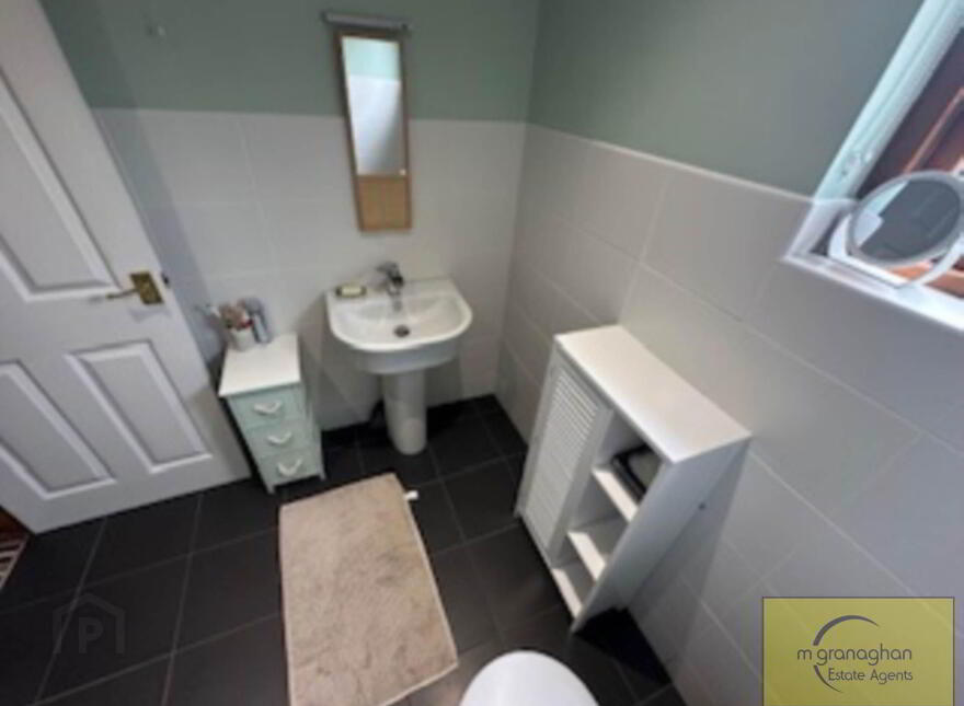 Apartment 2 Meadowhill, Glen Road, Belfast, BT11 8QR