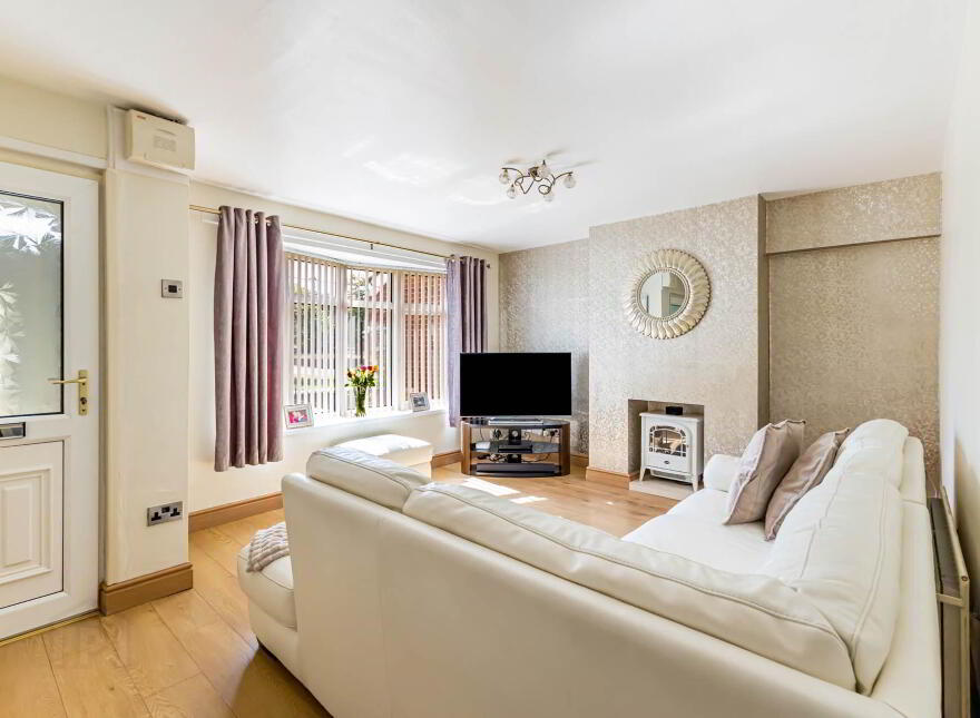 6 Tamery Pass, Beersbridge, Belfast, BT6 9EJ