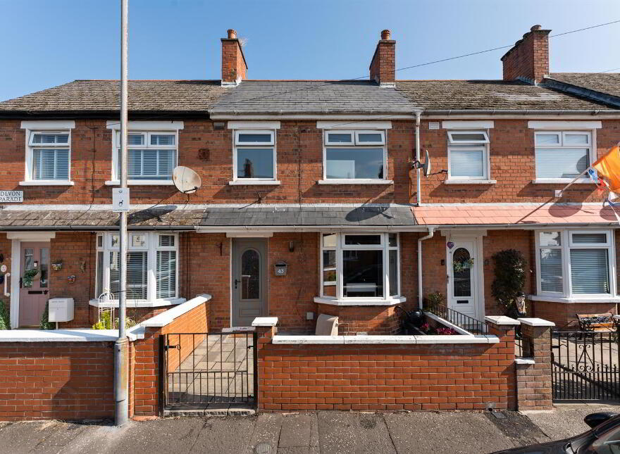 43 Devon Parade, Belfast, BT4 1LT photo