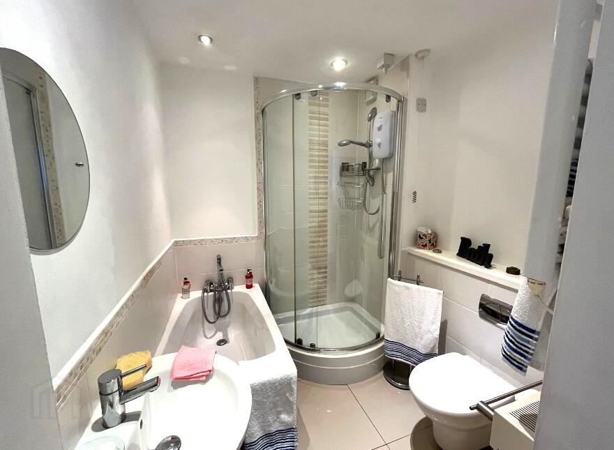 11 Essex Court, Carrickfergus, BT38 7UQ
