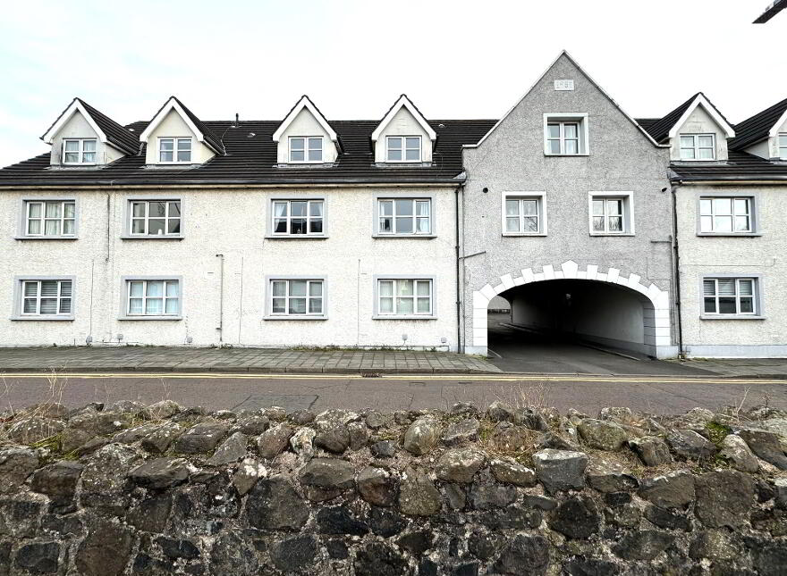 11 Essex Court, Carrickfergus, BT38 7UQ