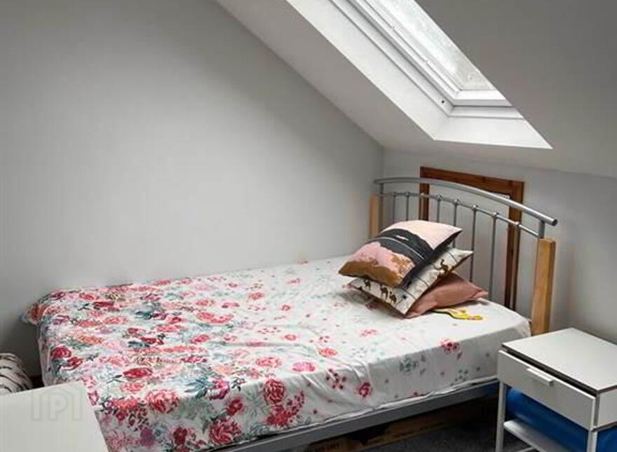 10 Ardenlee Way, Off Ravenhill Road, Ormeau, Belfast, BT6 8QW
