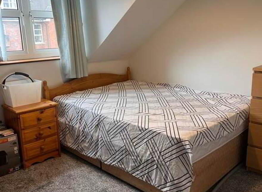 10 Ardenlee Way, Off Ravenhill Road, Ormeau, Belfast, BT6 8QW