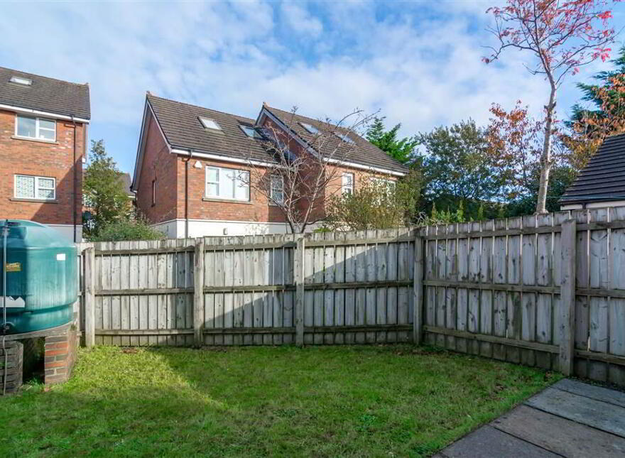 10 Ardenlee Way, Off Ravenhill Road, Ormeau, Belfast, BT6 8QW