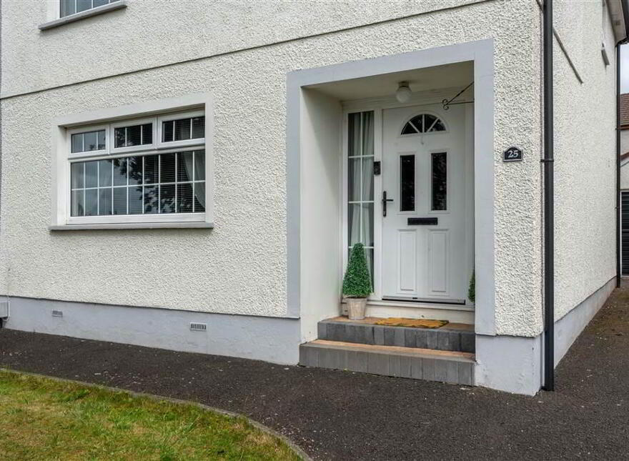 25 Dunfane Crescent, Ballymena, BT43 7NF