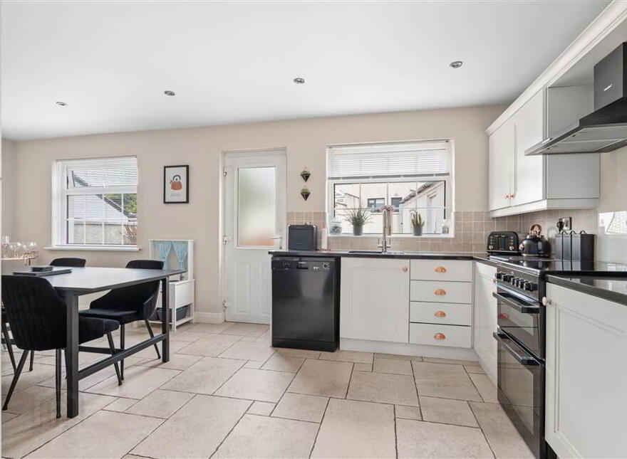 25 Dunfane Crescent, Ballymena, BT43 7NF