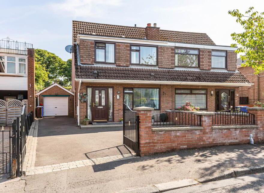81 Orchardville Gardens, Finaghy, Belfast, BT10 0JU