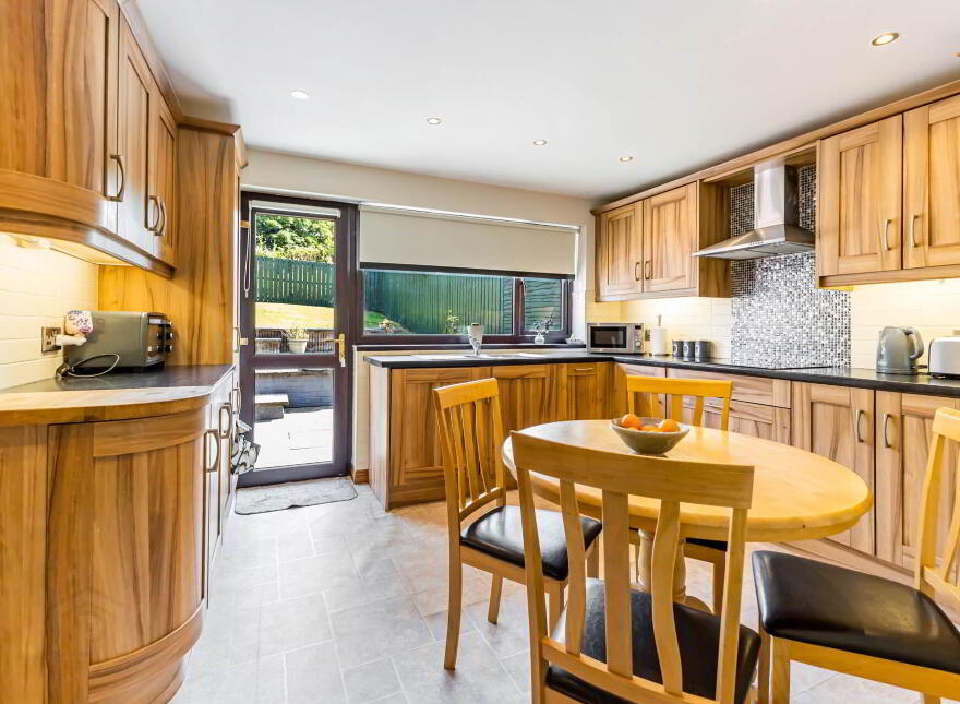 81 Orchardville Gardens, Finaghy, Belfast, BT10 0JU