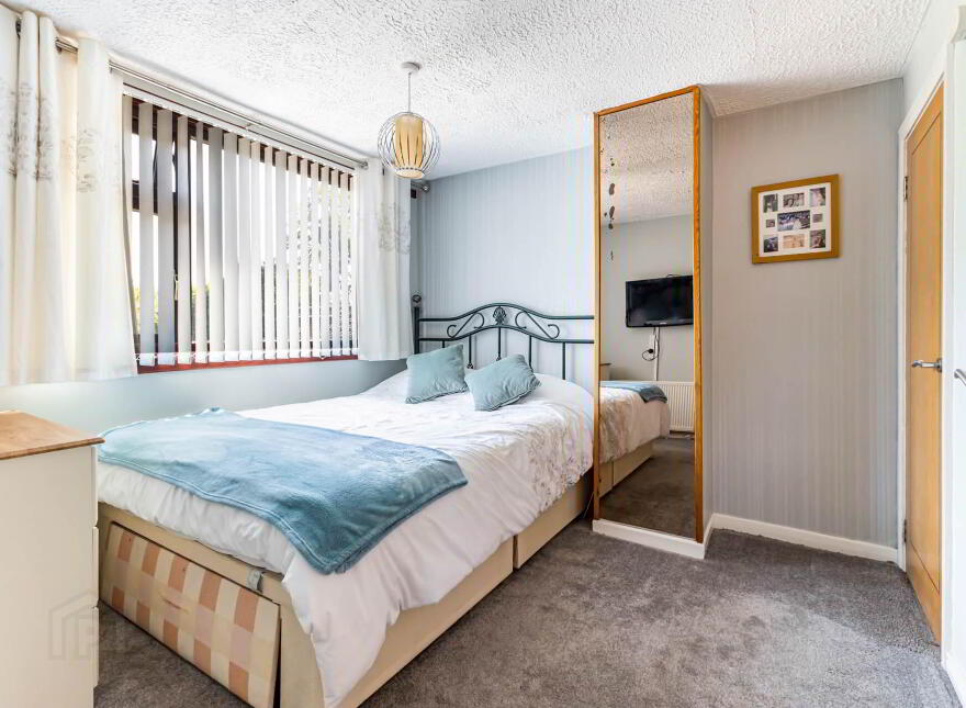 81 Orchardville Gardens, Finaghy, Belfast, BT10 0JU