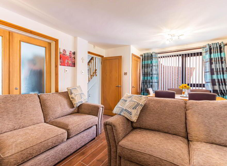 81 Orchardville Gardens, Finaghy, Belfast, BT10 0JU