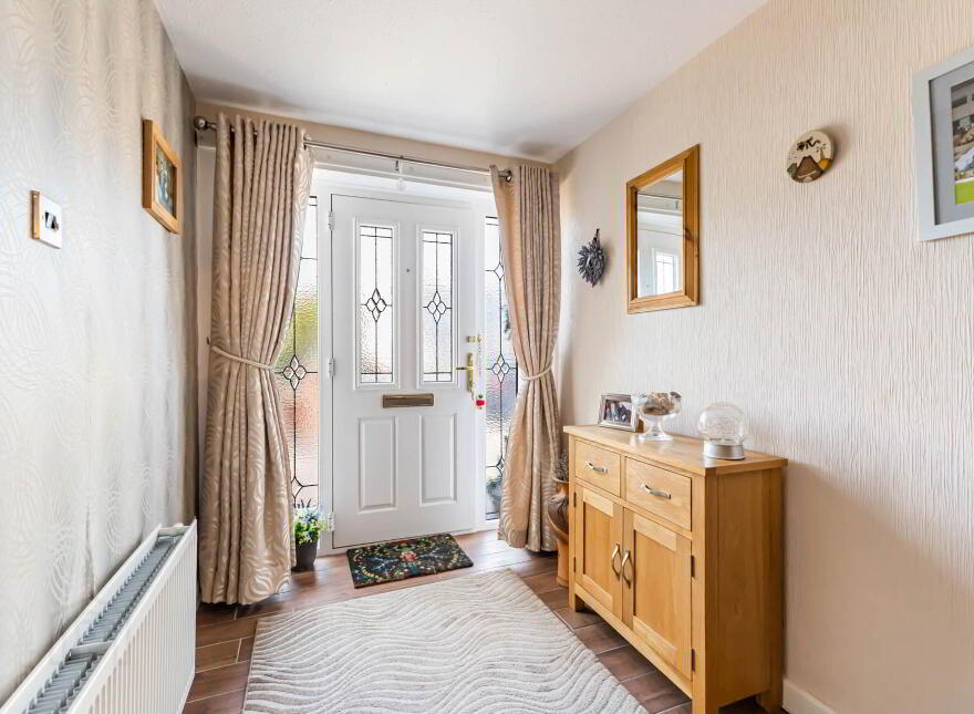 81 Orchardville Gardens, Finaghy, Belfast, BT10 0JU