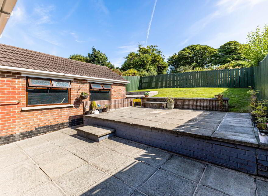 81 Orchardville Gardens, Finaghy, Belfast, BT10 0JU