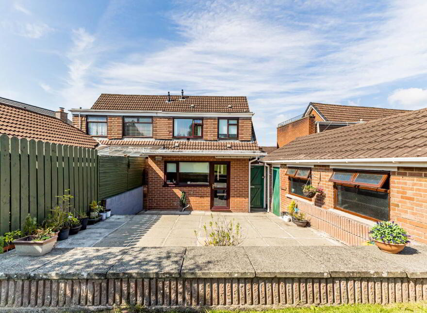 81 Orchardville Gardens, Finaghy, Belfast, BT10 0JU