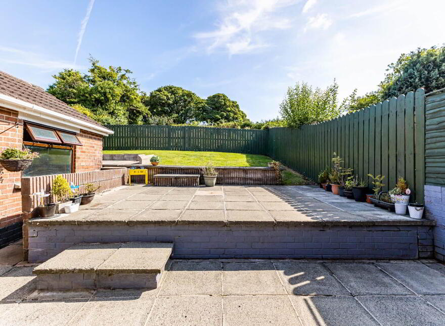 81 Orchardville Gardens, Finaghy, Belfast, BT10 0JU