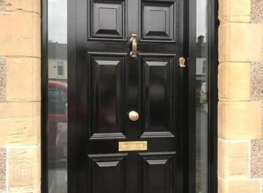 The Bank Managers Apartment 11 11 Main Street, Irvinestown, BT94 1GJ