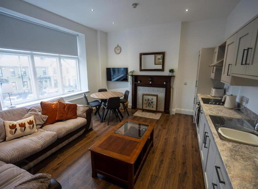 The Bank Managers Apartment 11 11 Main Street, Irvinestown, BT94 1GJ