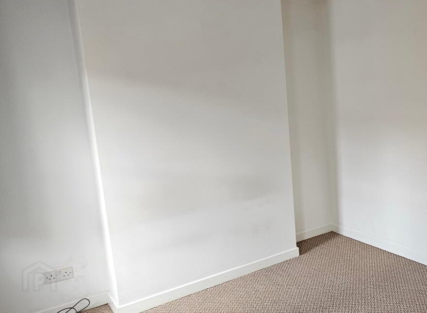 126 Hyndford Street, Belfast, BT5 5JG
