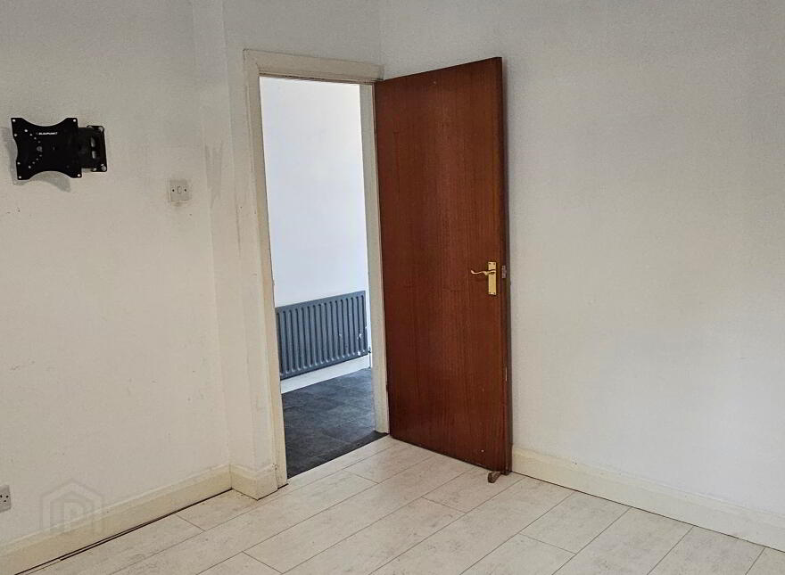 126 Hyndford Street, Belfast, BT5 5JG