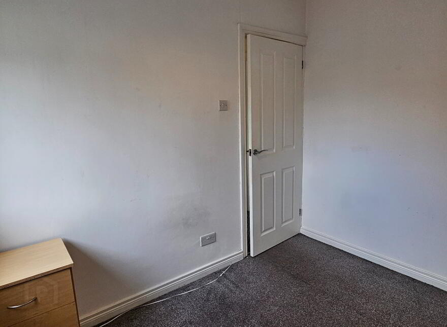 61 Woodcot Avenue, Belfast, BT5 5JB