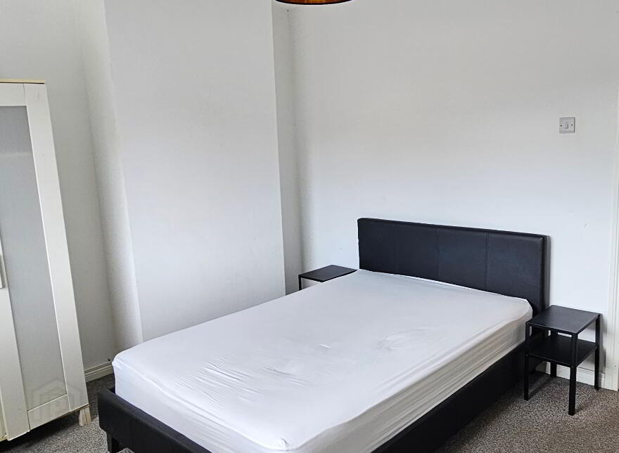 61 Woodcot Avenue, Belfast, BT5 5JB