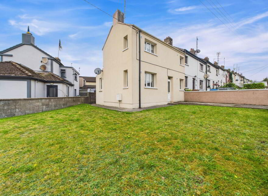 14 Árd Mhuire, Carrick-On-Suir, E32FX66