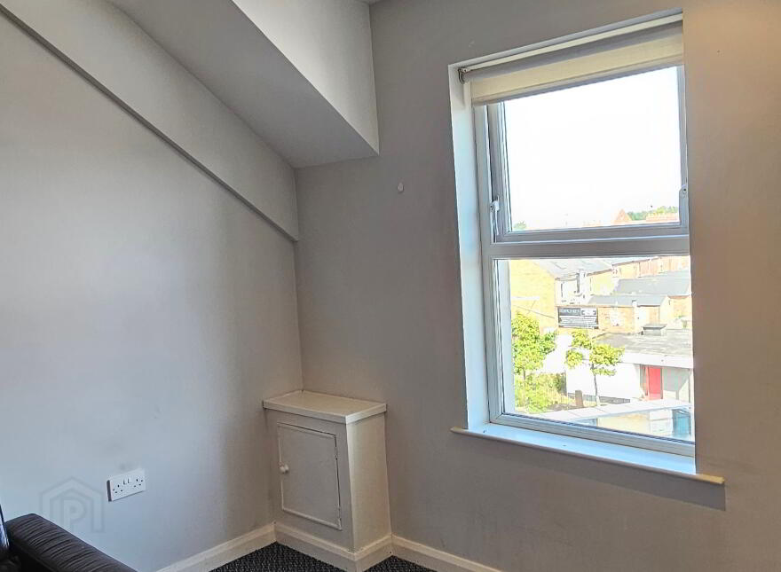 Unit 5, 1b Ravenscroft Avenue, Belfast, BT5 5BA