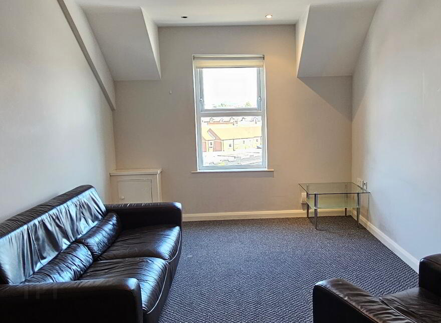 Unit 5, 1b Ravenscroft Avenue, Belfast, BT5 5BA