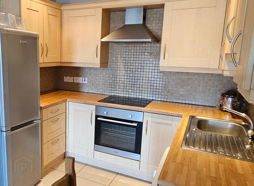 Unit 5, 1b Ravenscroft Avenue, Belfast, BT5 5BA