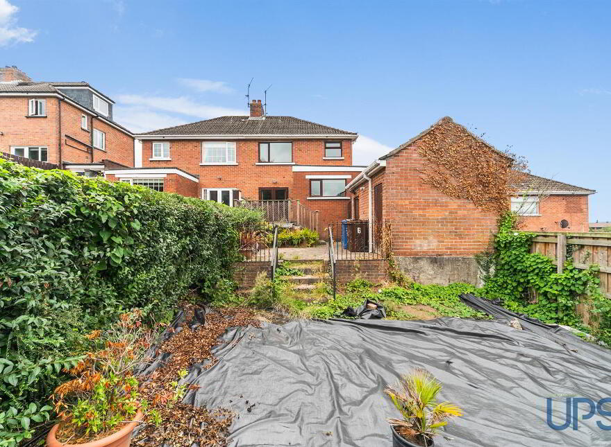 6 Hillhead Avenue, Stewartstown Road, Belfast, BT11 9GD
