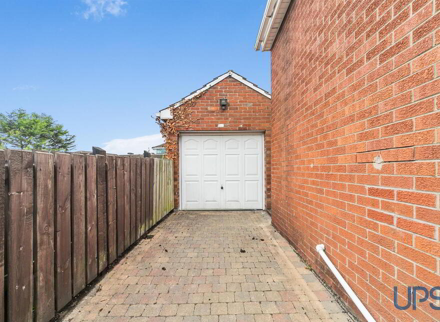6 Hillhead Avenue, Stewartstown Road, Belfast, BT11 9GD