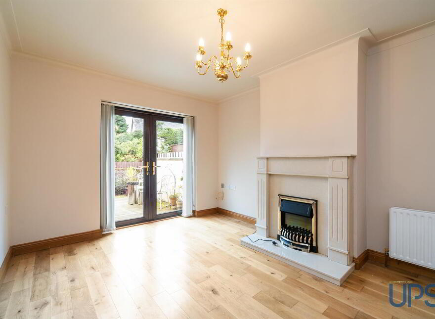 6 Hillhead Avenue, Stewartstown Road, Belfast, BT11 9GD