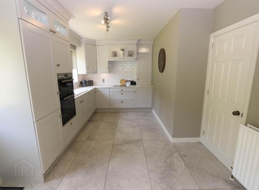 24 Hollybank, Lisnaskea, BT92 0GE