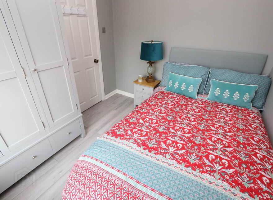 24 Hollybank, Lisnaskea, BT92 0GE