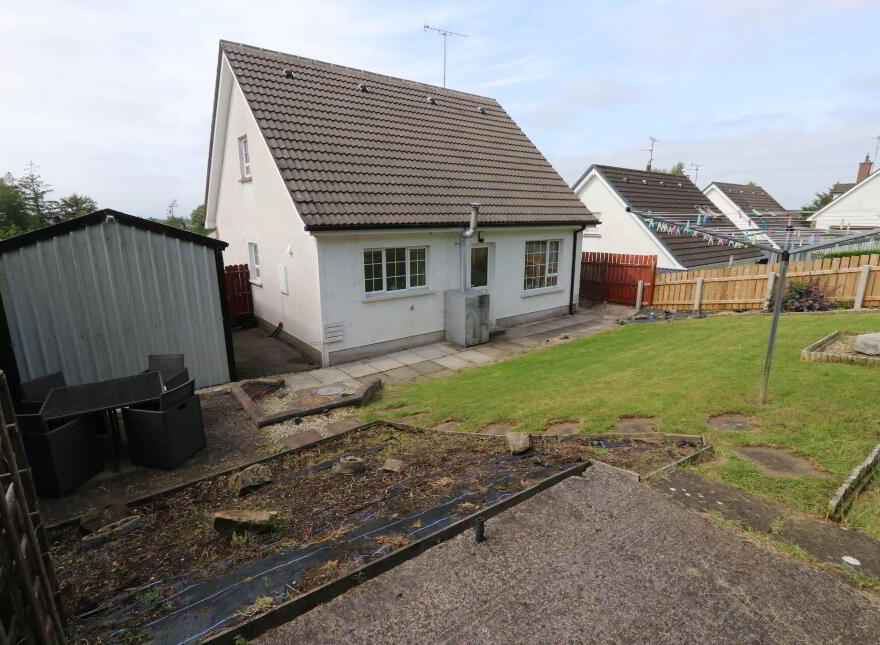 24 Hollybank, Lisnaskea, BT92 0GE