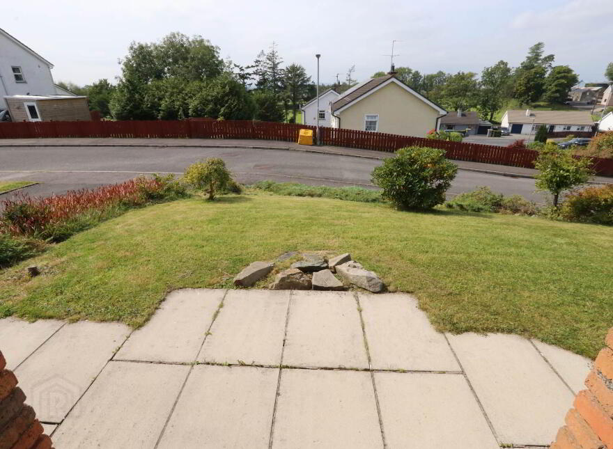 24 Hollybank, Lisnaskea, BT92 0GE