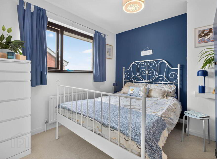 6 Causeway Court, Portrush, BT56 8SJ