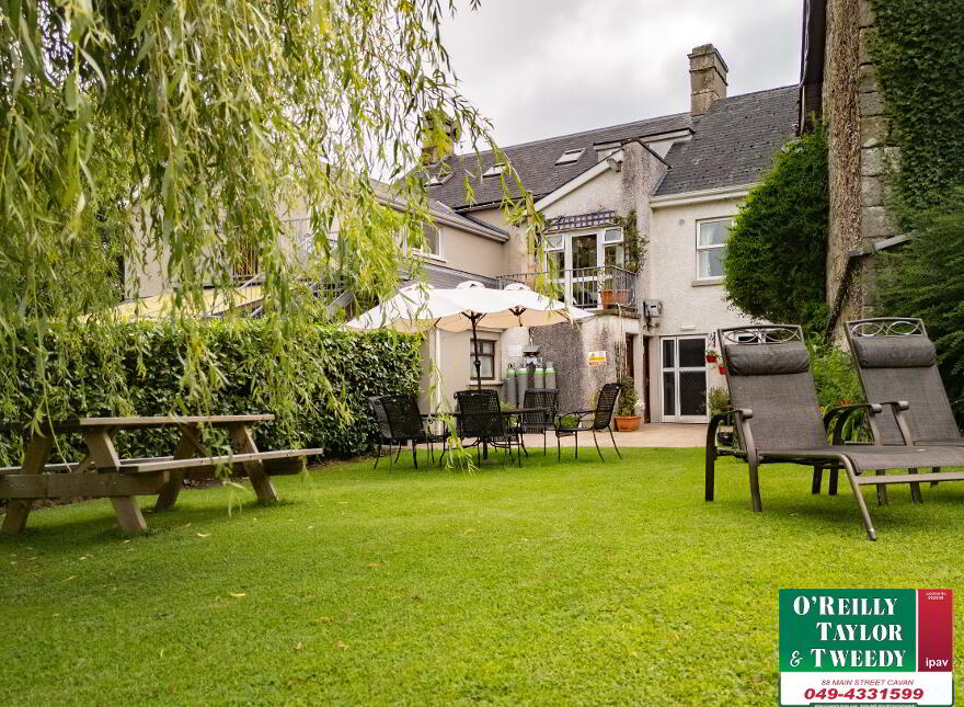 The Keepers Arms, Bridge St, Bawnboy, H14YE24