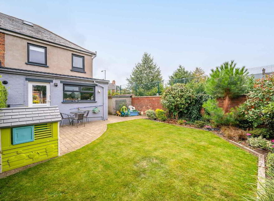 184 Connsbrook Avenue, Belfast, BT4 1JY