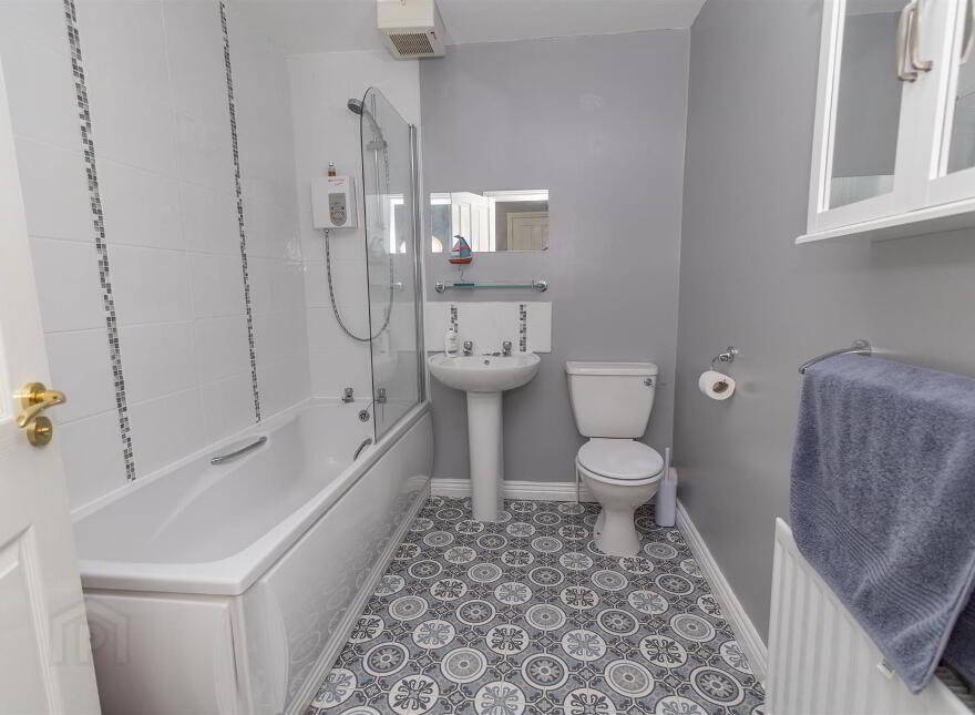 23 Lawnfield Grove, Newcastle, BT33 0US