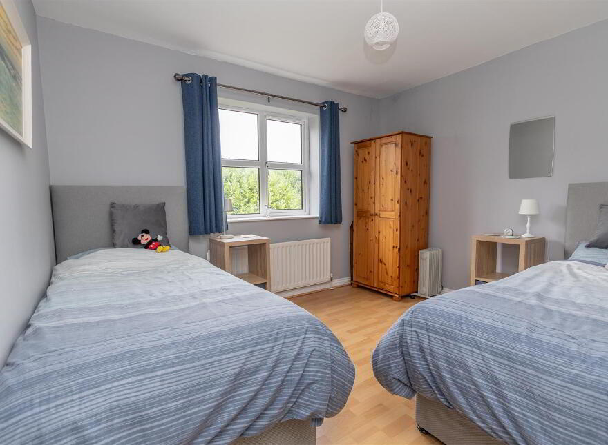 23 Lawnfield Grove, Newcastle, BT33 0US