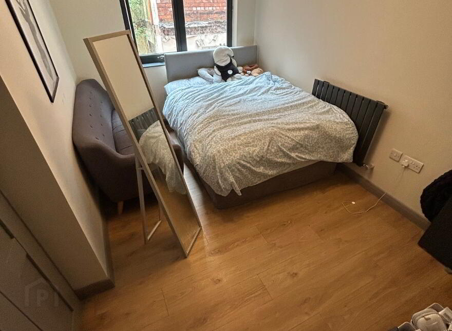 Apt 9, 1 Sussex Place, Belfast, BT2 8AL