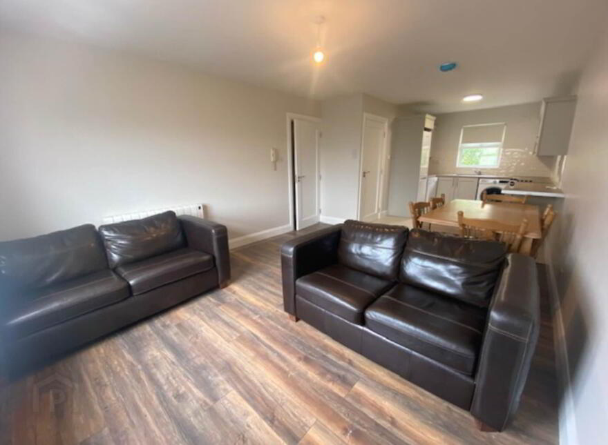 45 Burnside Park, Letterkenny, F92H923 photo