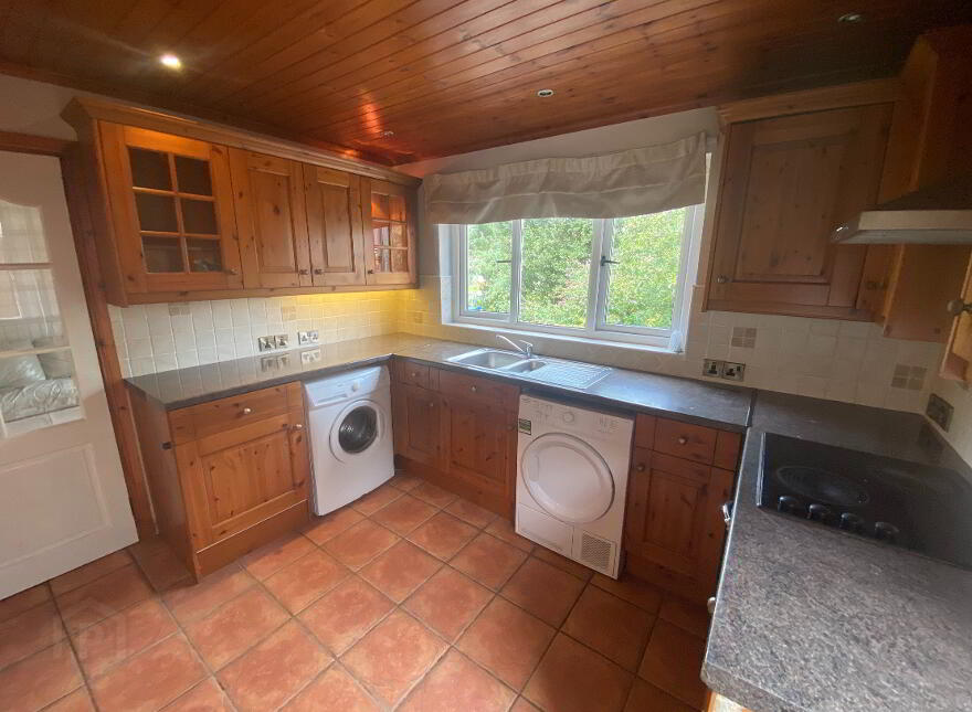 2 Ely Gardens, Enniskillen, BT74 7HZ