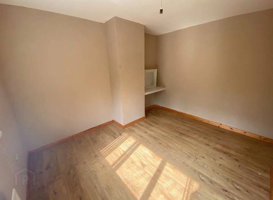 2 Ely Gardens, Enniskillen, BT74 7HZ