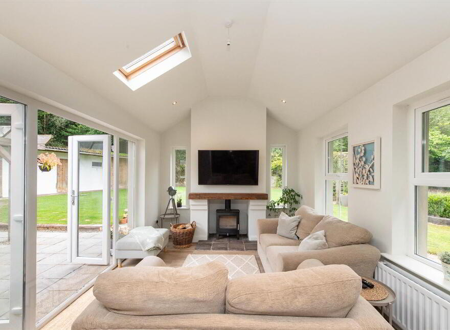 50 Old Park Road, Ballynahinch, BT24 8LY